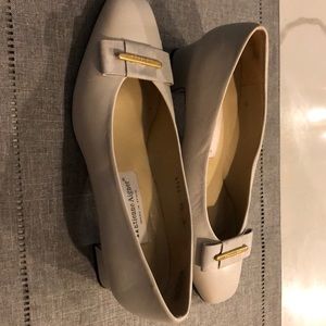 Etienne Aigner ladies light grey shoes